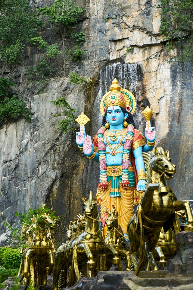 Buddhism god temple