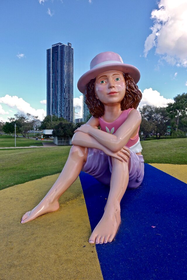 Decoration statue female