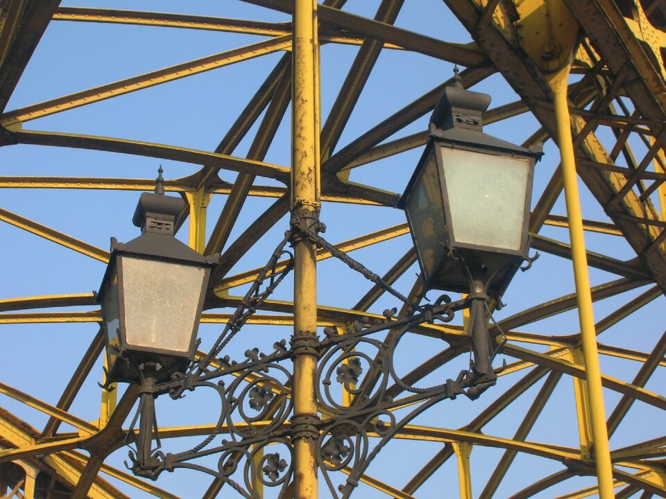 Zwierzyniecki bridge wrocław old street lights