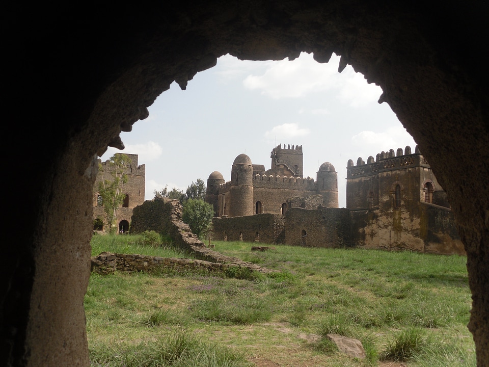 Landmark culture ruins