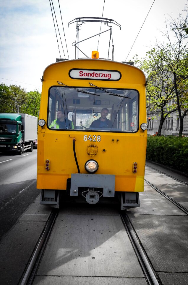 Transport rail traffic stop