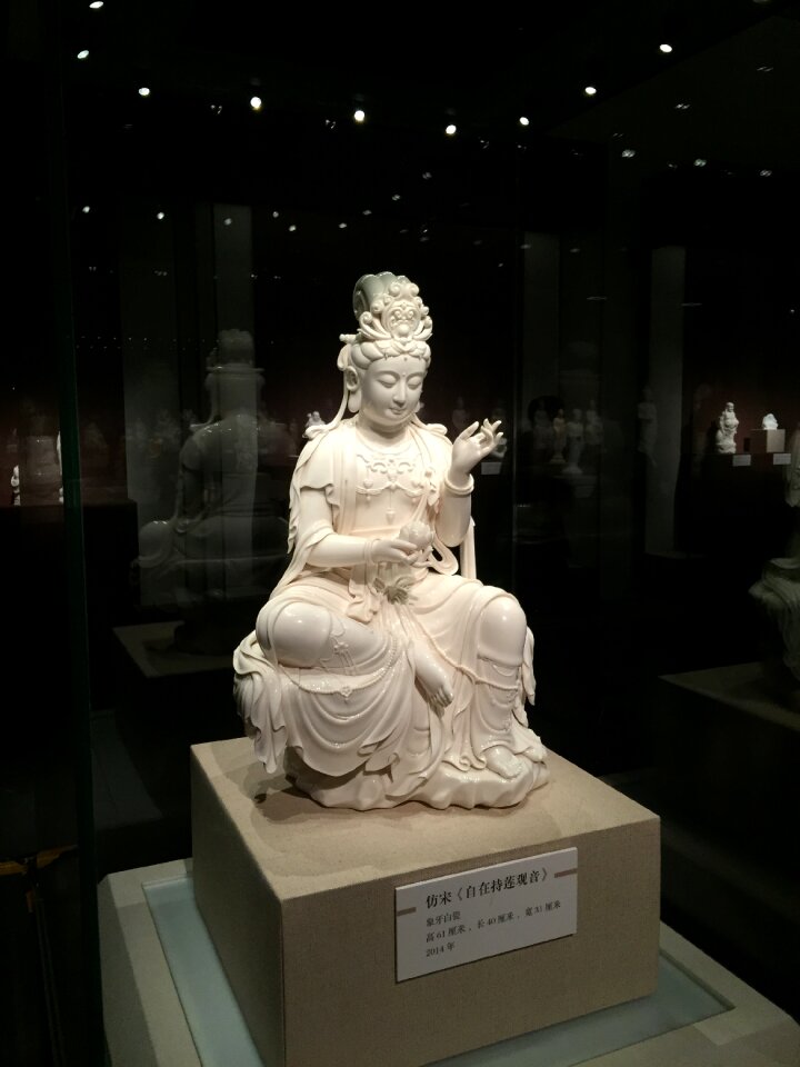 Porcelain white traditional