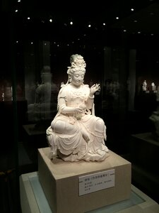 Porcelain white traditional