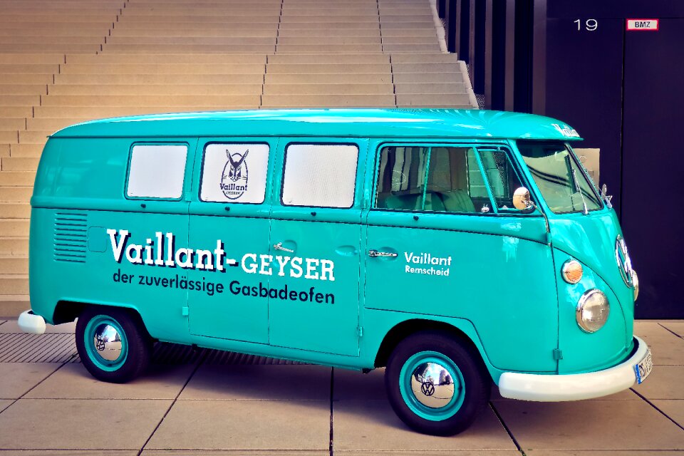 Volkswagen vw bus old