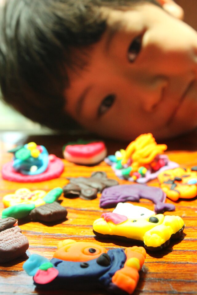 Peekaboo clay children's