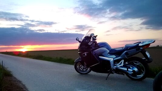 Moto evening air photo