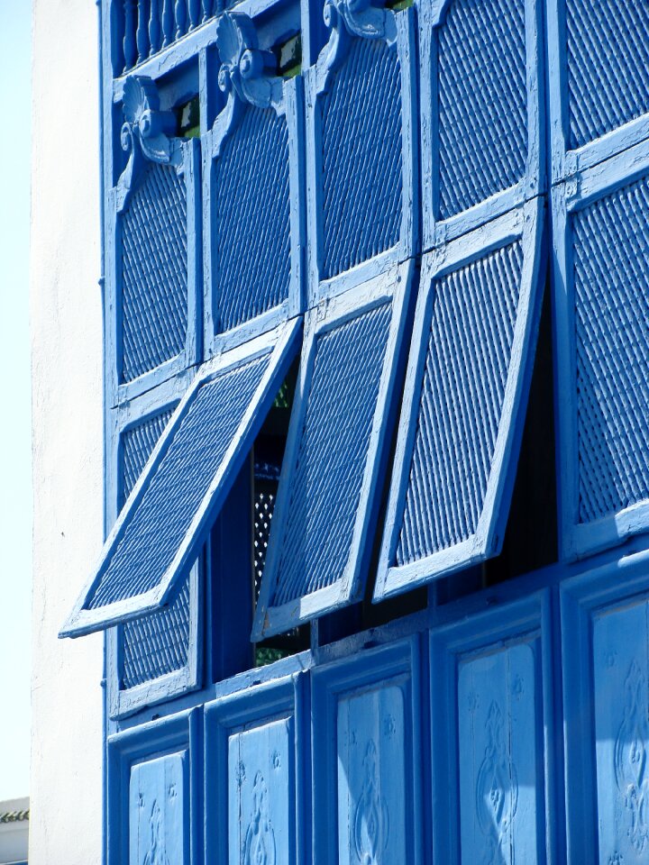 House shutter decoration