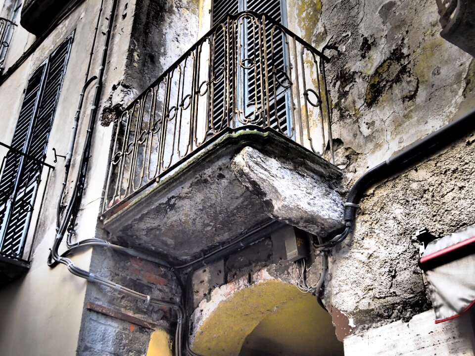 Italy balcony facade