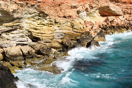 Sea cliff crash photo