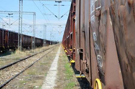 Wagons train track railway photo