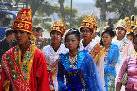 Myanmar mandalay procession