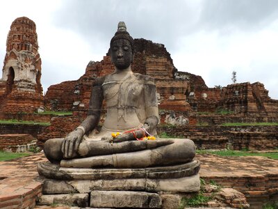 Buddha statue ayutthaya wat mahathat photo