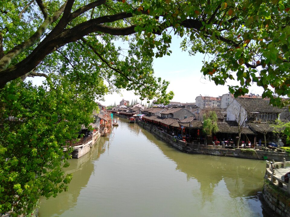 The scenery river the ancient town