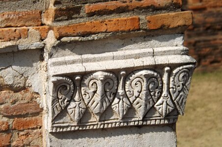 Stucco wat mahathat lopburi lop buri photo