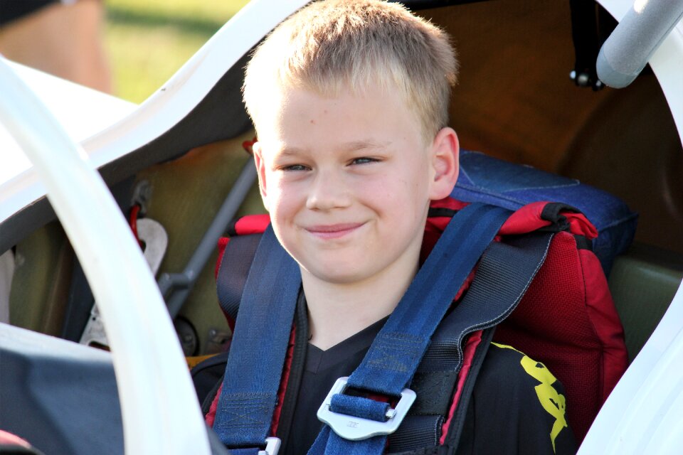 Portrait gliding person