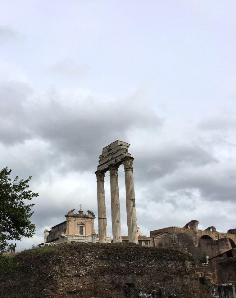 Landmark roman travel