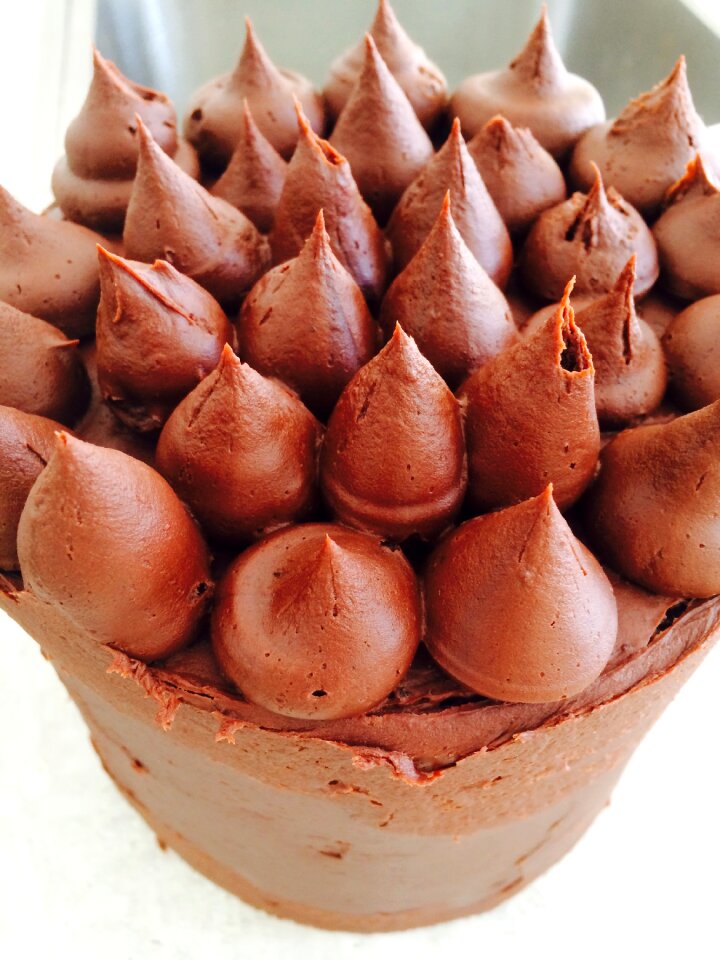 Ganache cream butter chocolate cake