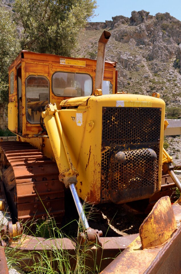 Caterpillar old old machine