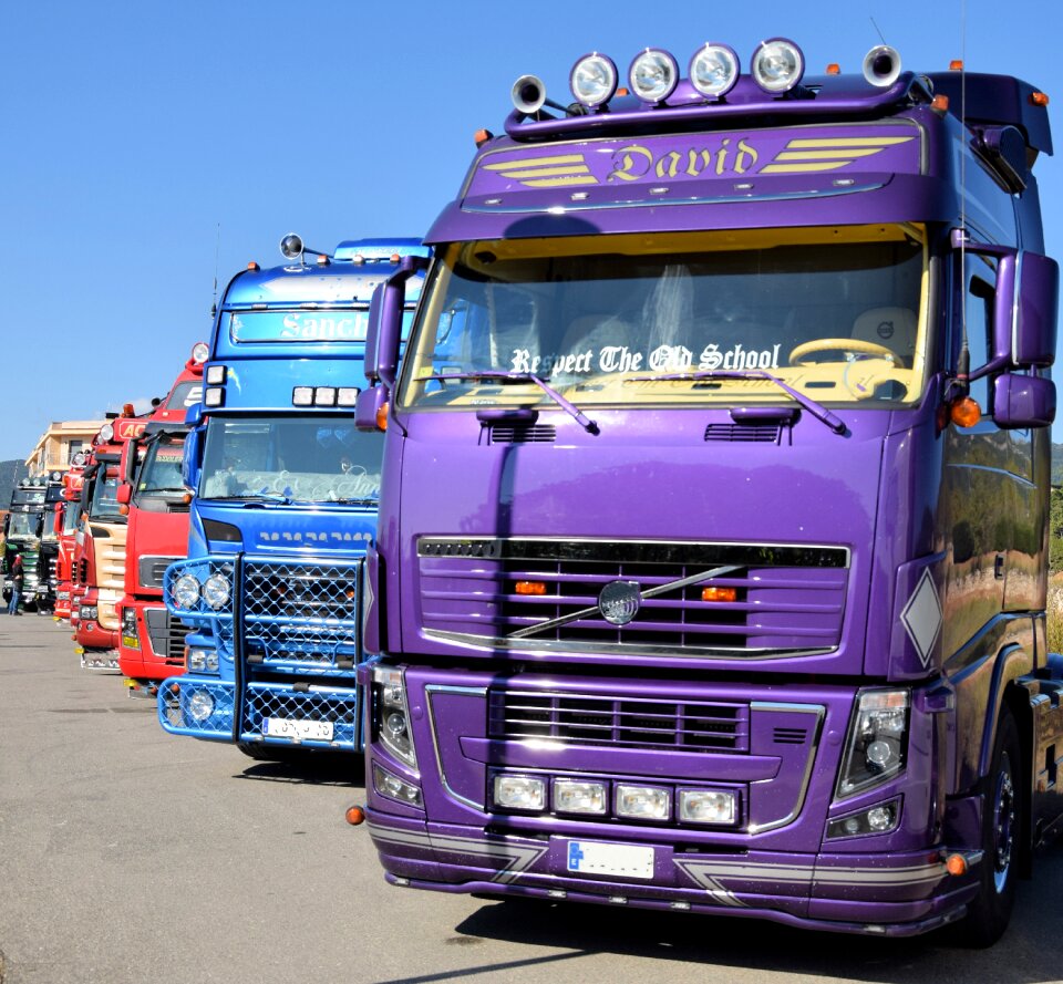 Lead transport road