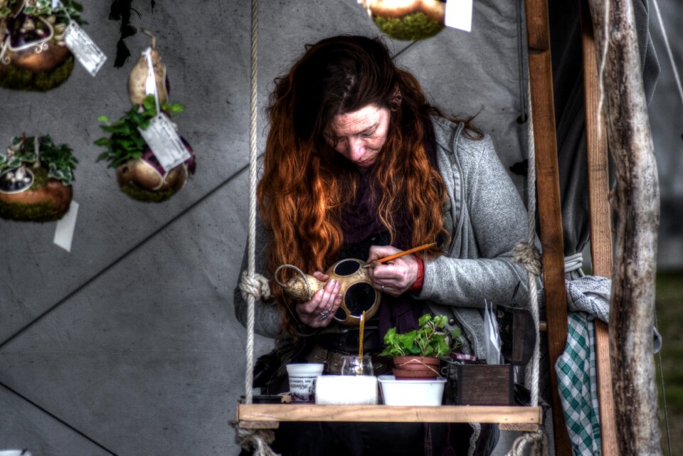 Market craft painting