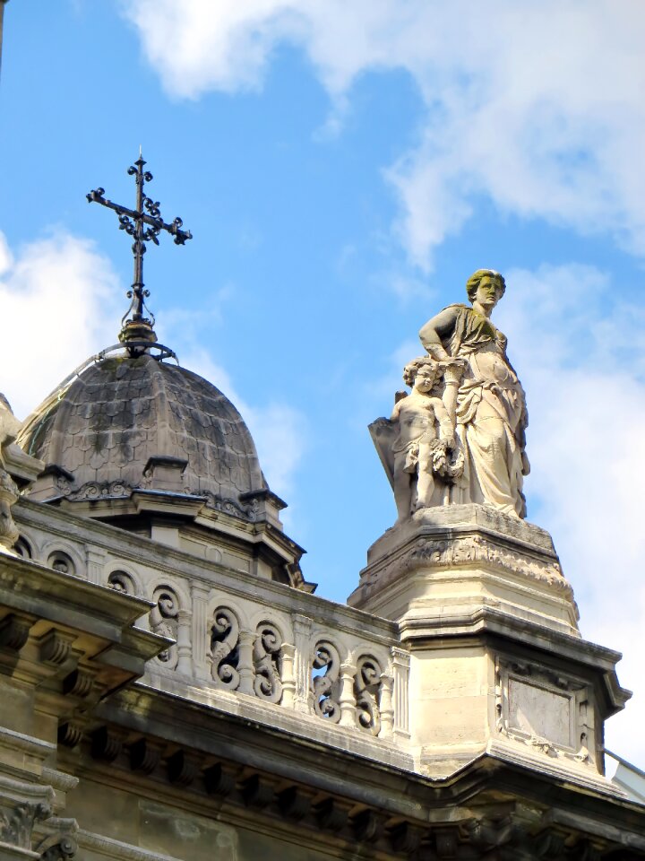 Statue cardinal virtue dome