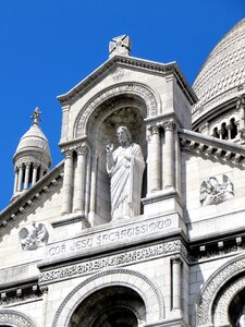 Basilica montmartre monument