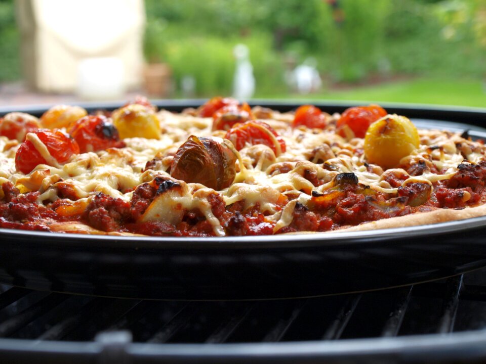 Minced meat pizza pizza from the grill minced meat on pizza