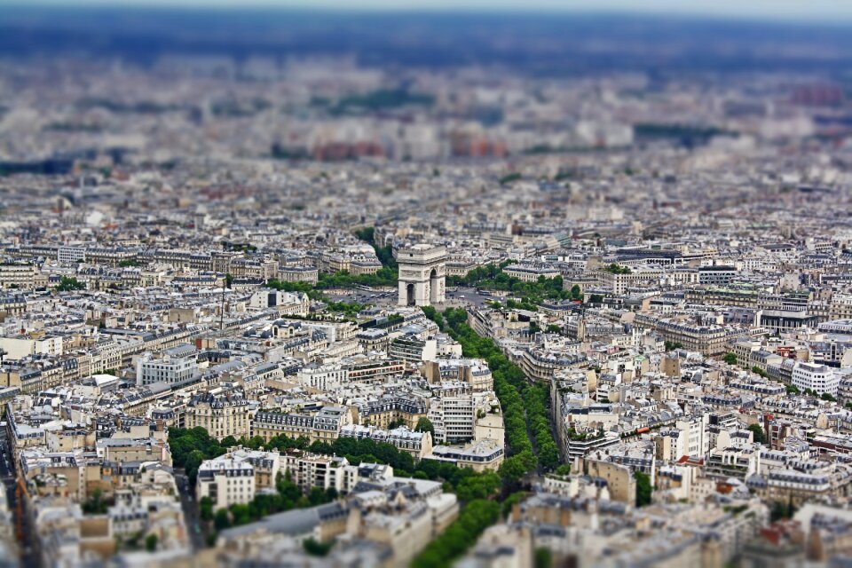 Eiffel tower arch de triomphe