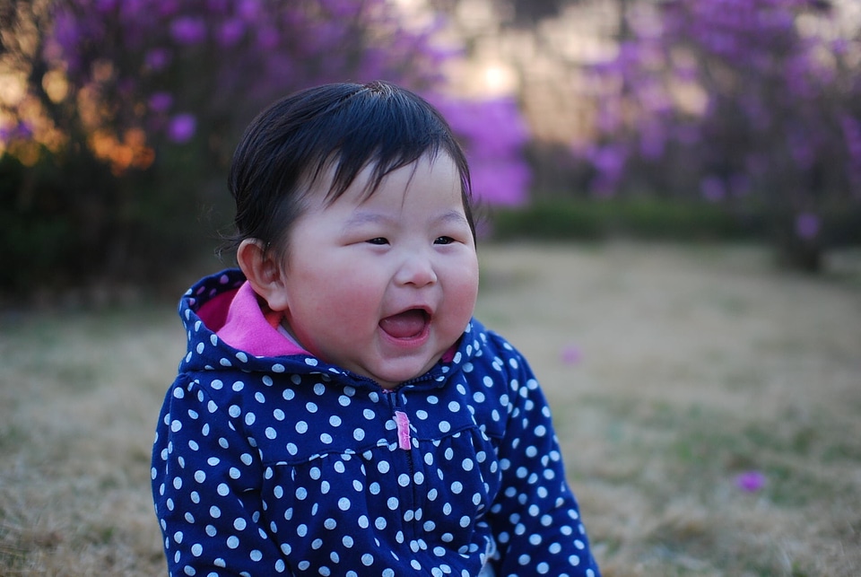 Korean girl laughing photo