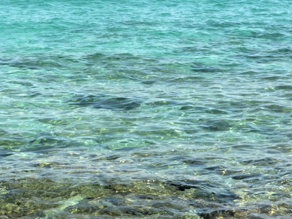 Light refraction transparent