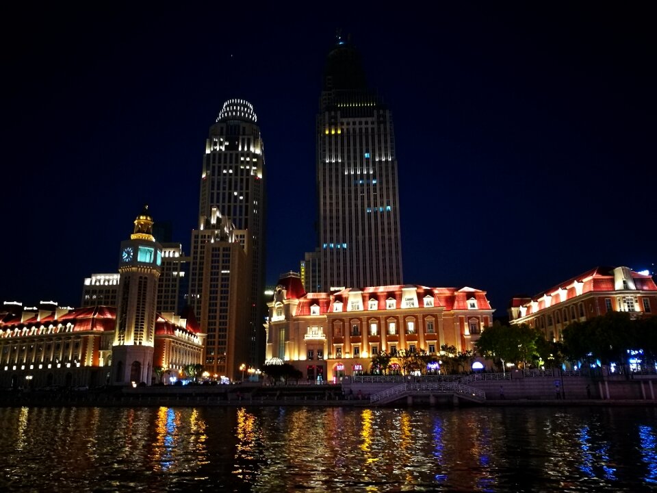 Tianjin night view pier