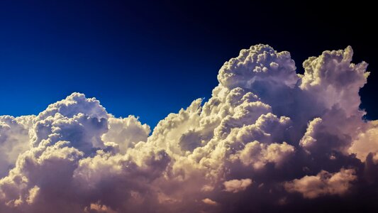 Nature dramatic cloudscape photo