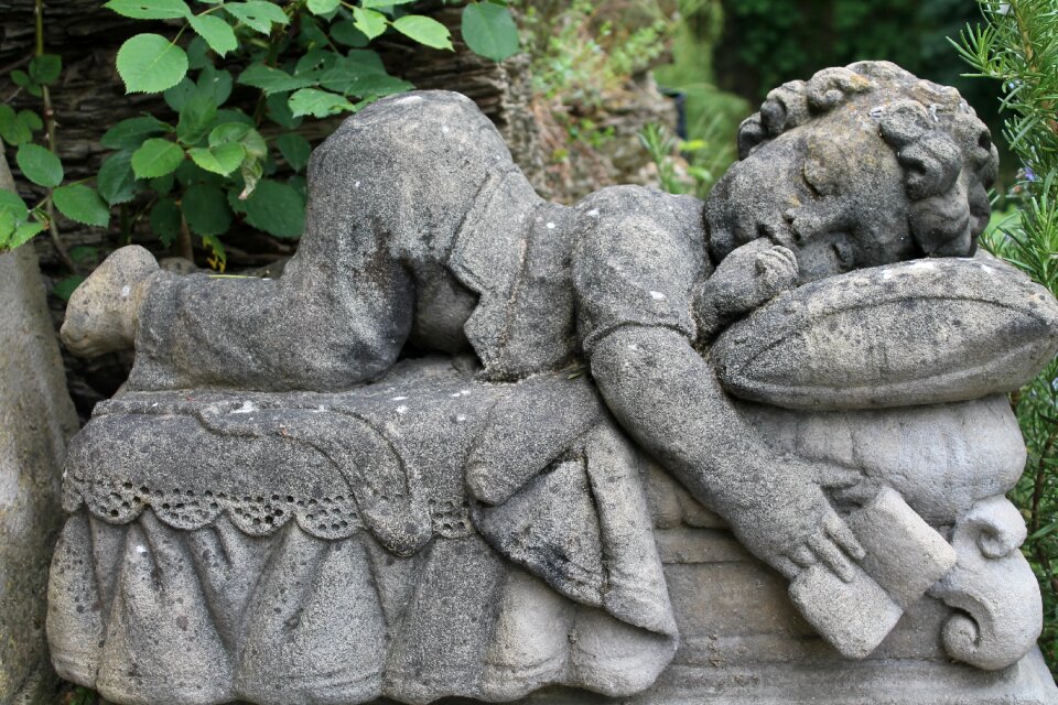 Statue park boy