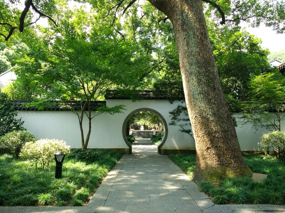 Hangzhou courtyard temple