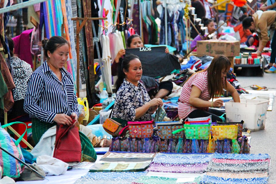 Hawker vendor sell