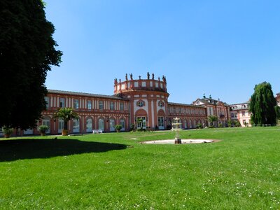 Wiesbaden castle park biebrich