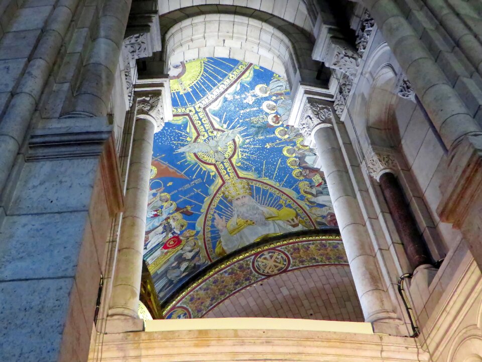 Sacred heart dome columns
