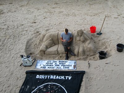 Sculpture beach