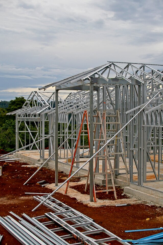 Frame geometric steel
