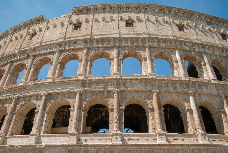 Amphitheater antique arena