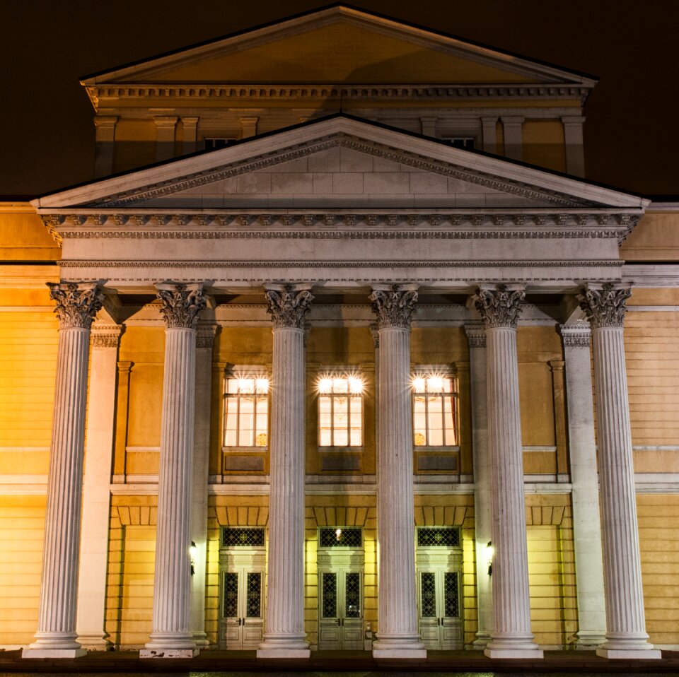 Architecture lighting illuminated
