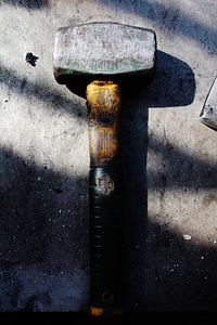 Hammer tool workshop photo