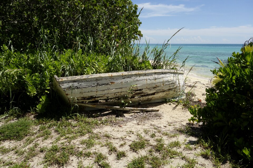 Boat beach anda