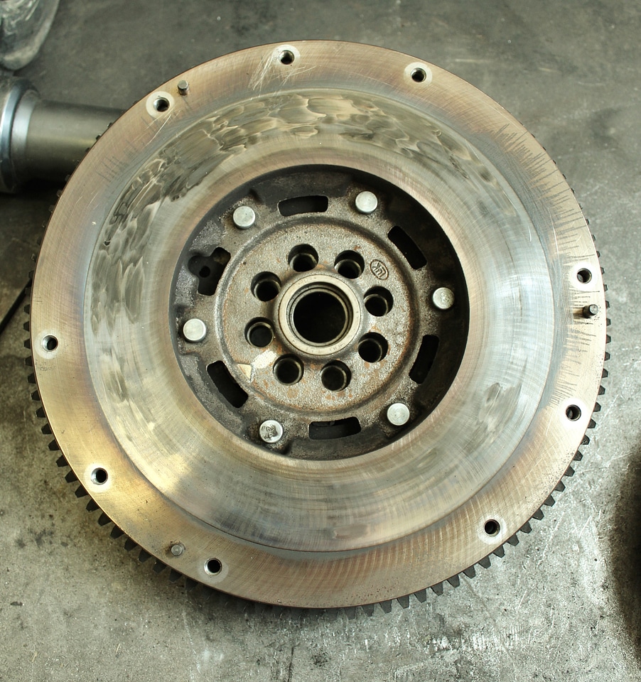 Spare parts auto workshop