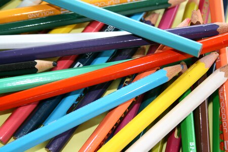 Crayons pencil color
