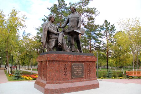 Monument valikhanov potanin