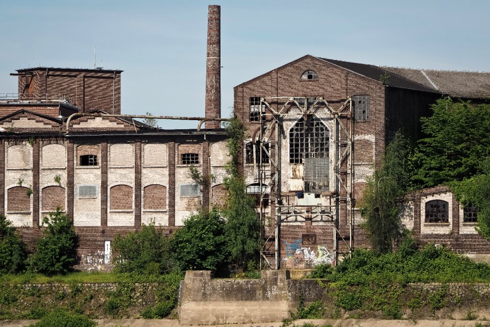 Pforphoto abandoned lapsed