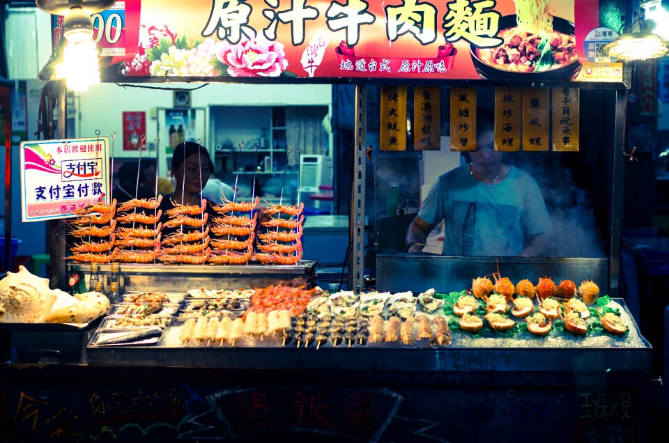 Fresh market seafood