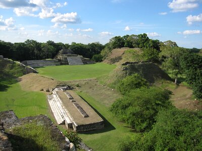 Caribbean pyramid maya