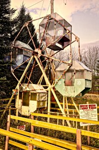 Park ferris wheel